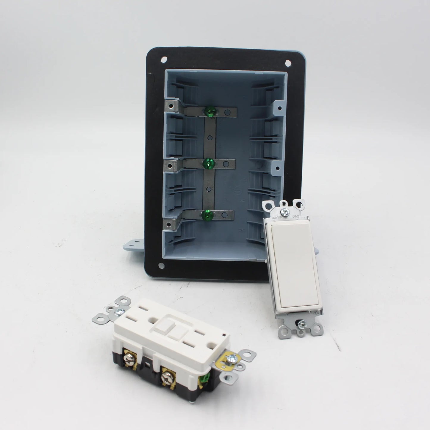 SLH-3A Vapour Proof Three Gang Device Box